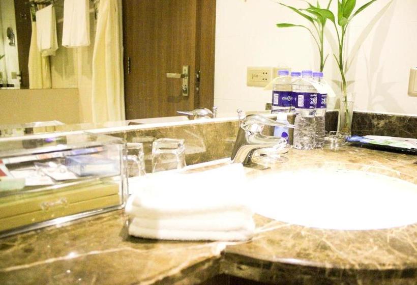 Отель Jinling Danyang