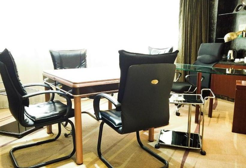 Отель Jinling Danyang