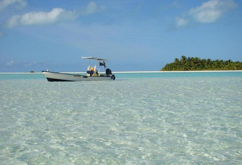 호텔 Matriki Beach Huts