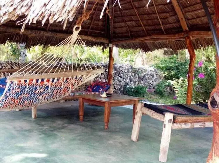 ホテル Mnana Lodge Kizimkazi