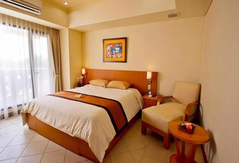 Hotel Puri Kiic Golf View