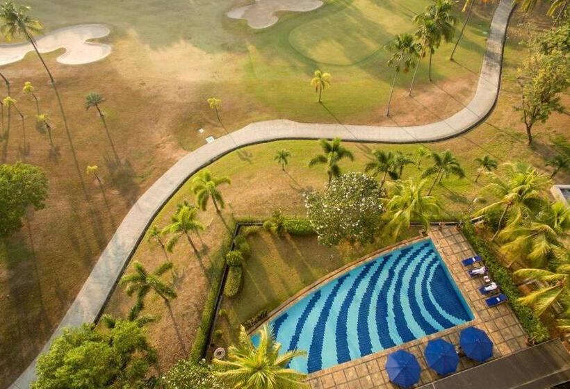 فندق Puri Kiic Golf View