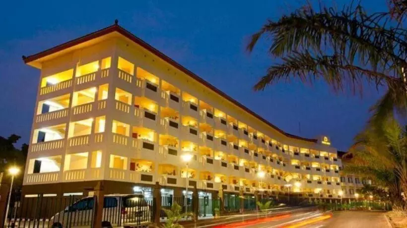 Hotel Puri Kiic Golf View