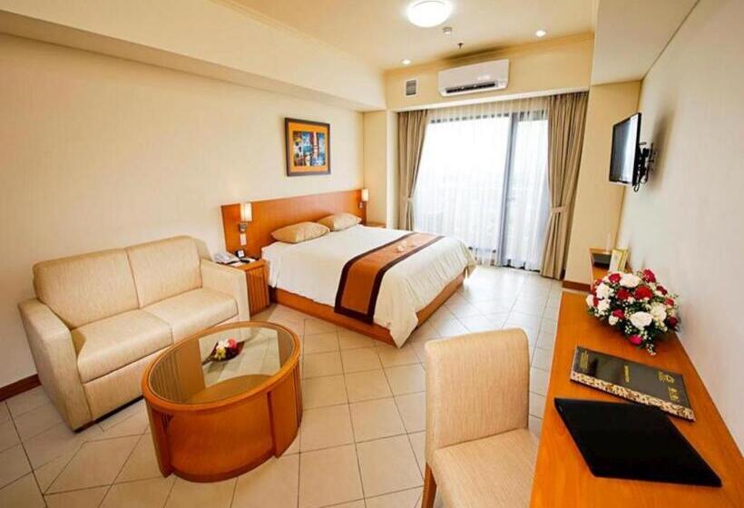 فندق Puri Kiic Golf View