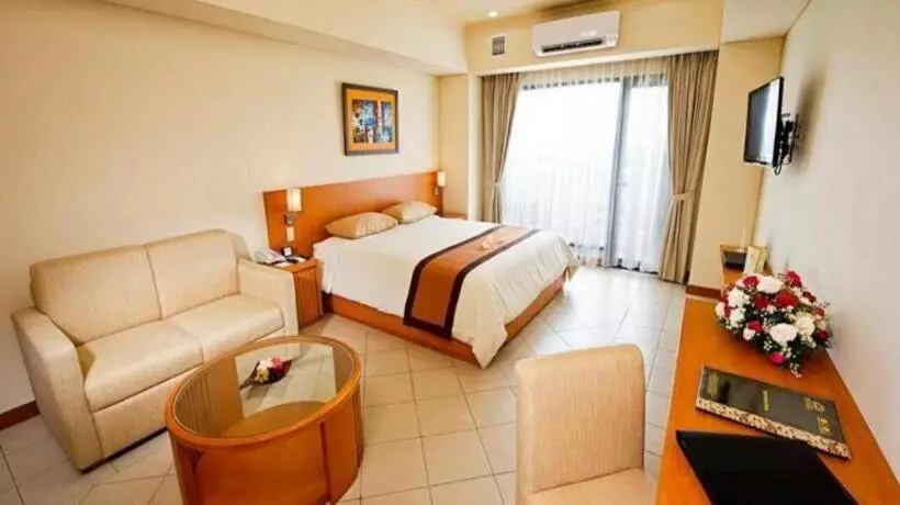 Hotel Puri Kiic Golf View