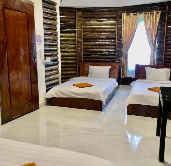 استراحتگاه M'pay Bay Guesthouse