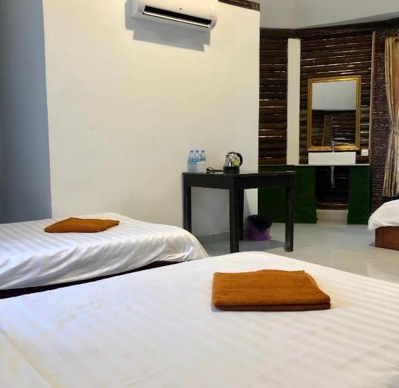 استراحتگاه M'pay Bay Guesthouse