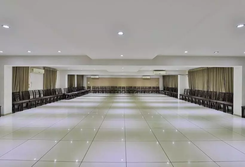 Biznotel By Pride Bharuch