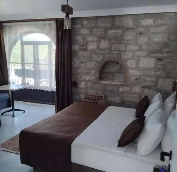 هتل Eski Urla