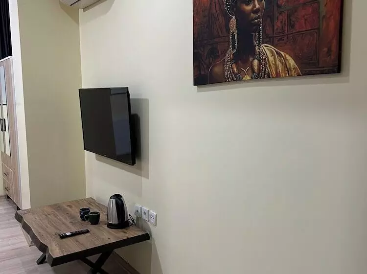 هتل Li̇bra