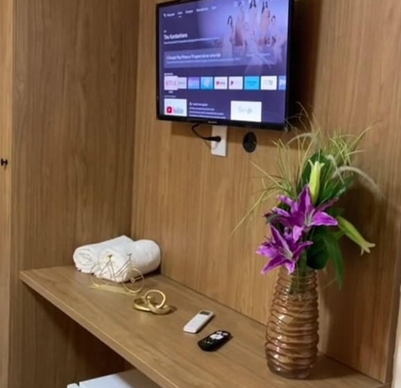 تختخواب و صبحانه Pousada Royal