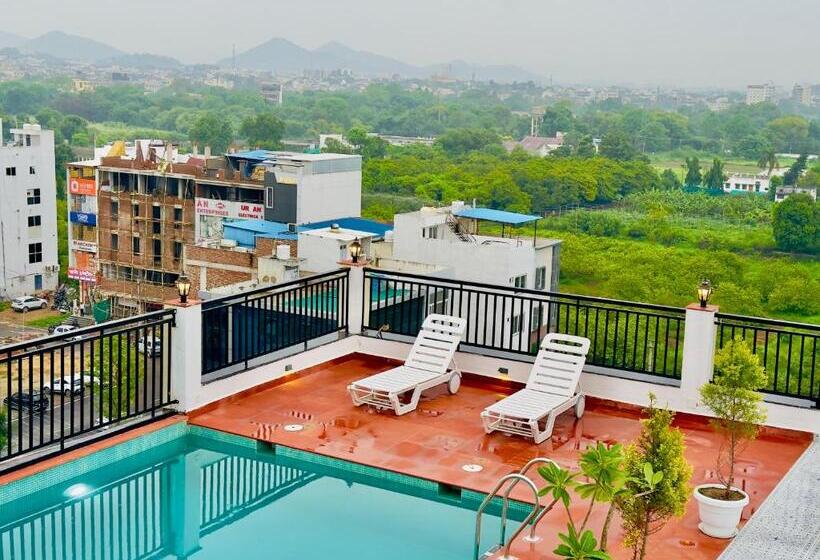 Hotel De Glance Pure Veg