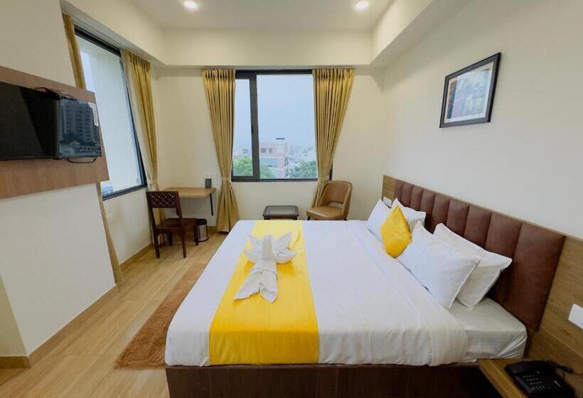 Hotel De Glance Pure Veg