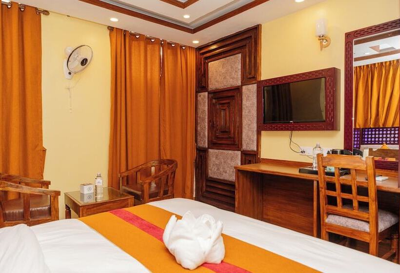 هتل Royal Airport