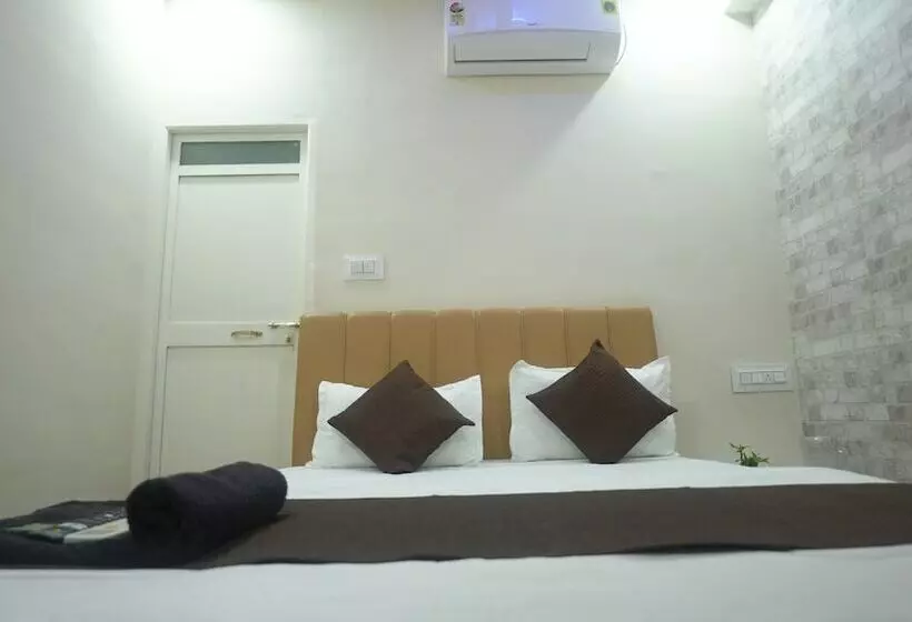 ホテル Mahakal Avantika Palace