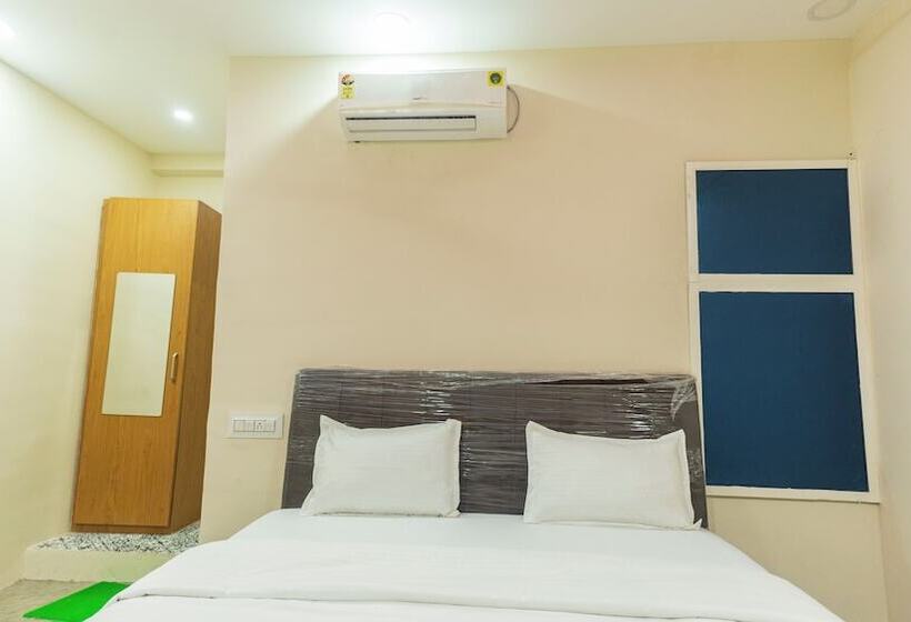 هتل Mahakal Avantika Palace