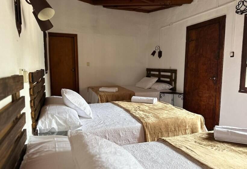 هتل Casa Blanca Antigua Guatemala