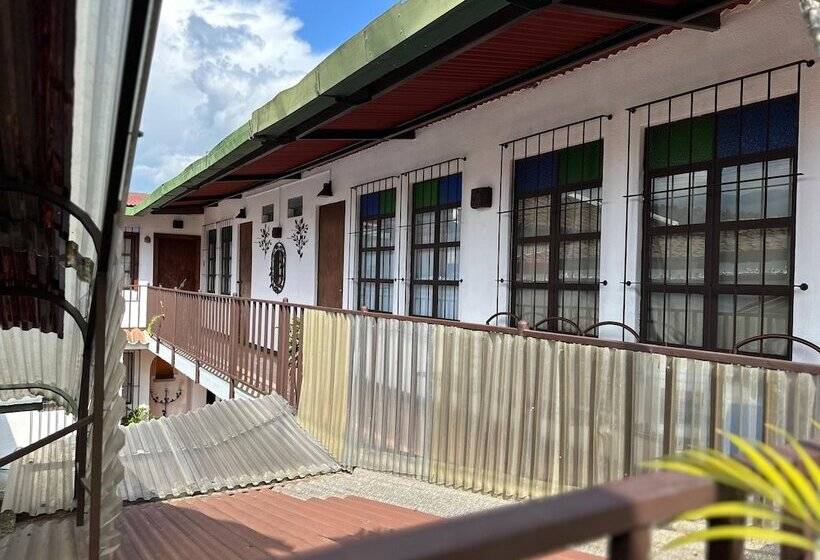 هتل Casa Blanca Antigua Guatemala