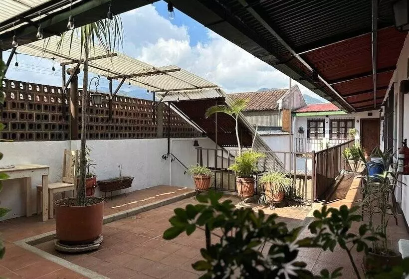 هتل Casa Blanca Antigua Guatemala