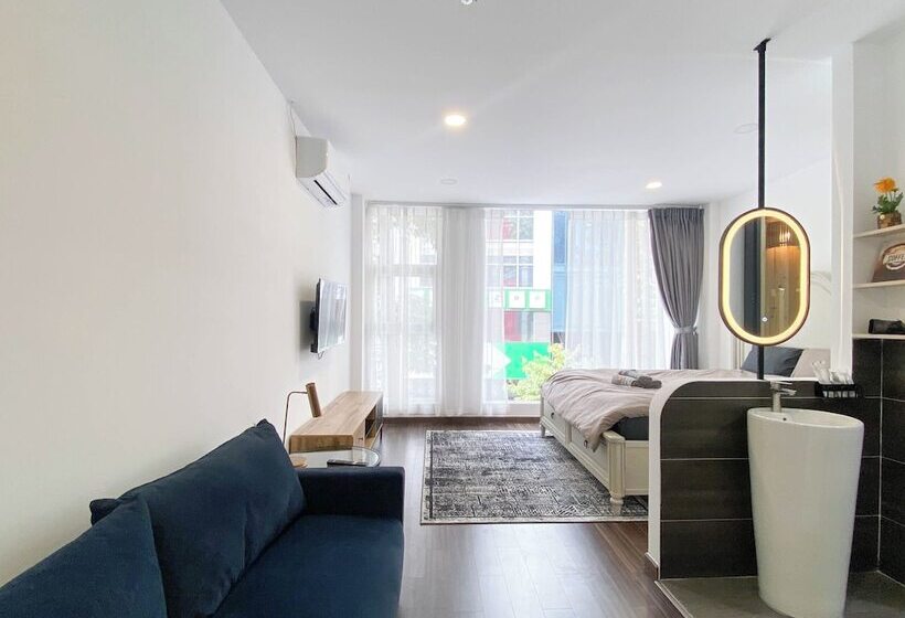 هتل Zeus Living   Harmony Hideout