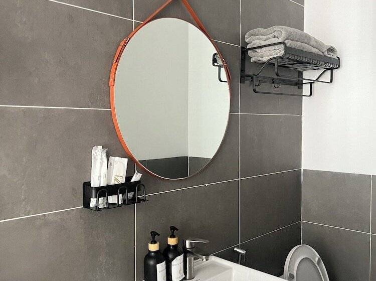 هتل Zeus Living   Harmony Hideout