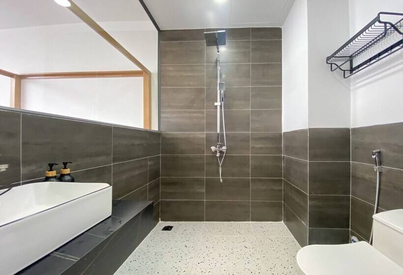 هتل Zeus Living   Harmony Hideout