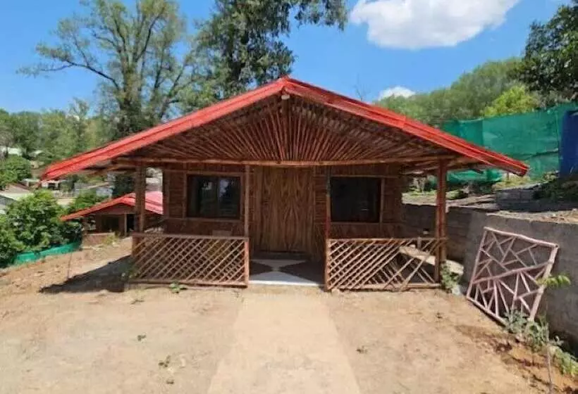 Misty Peaks Resort
