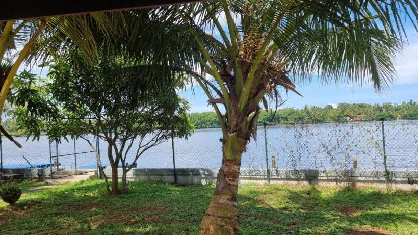 بنسيون Chambre Vip, Dans Villa Avec Piscine Et Jardin