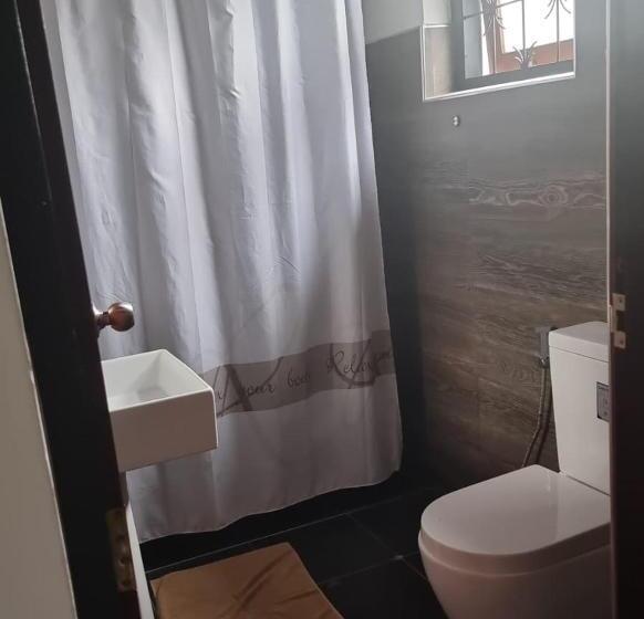 بنسيون Chambre Vip, Dans Villa Avec Piscine Et Jardin