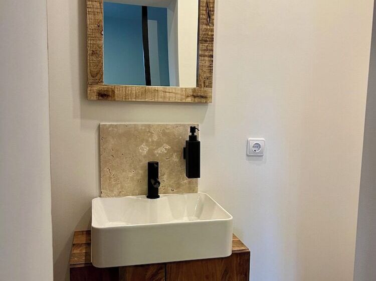 تختخواب و صبحانه Maison Ubuntu