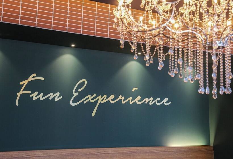 호텔 Cotice The Bridge