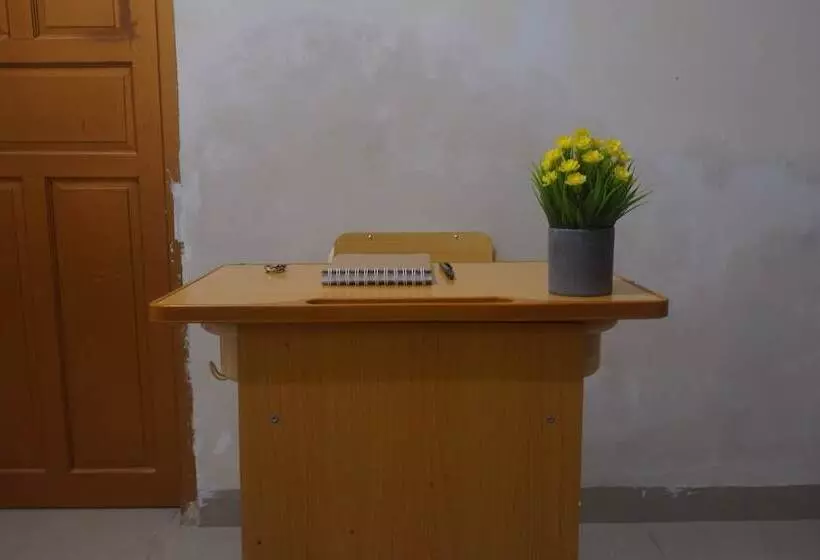 Hotelli Oyo 94115 Pondok Sahabat Vianty