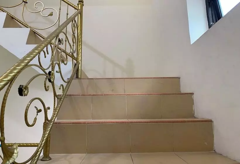 Hotelli Oyo 94115 Pondok Sahabat Vianty