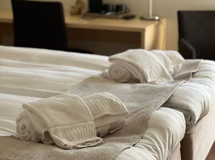 בית מלון כפרי Visit örestrand