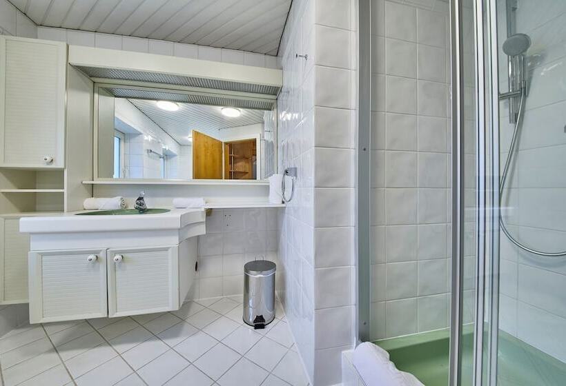 پانسیون Platzhirsch Rooms B&b Self Check In