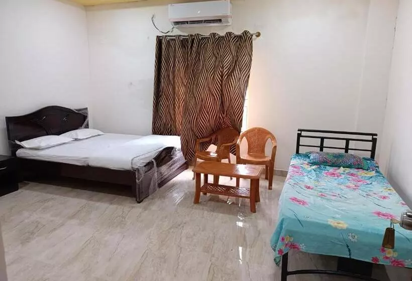 هاستل Govinda Krishna Comforts