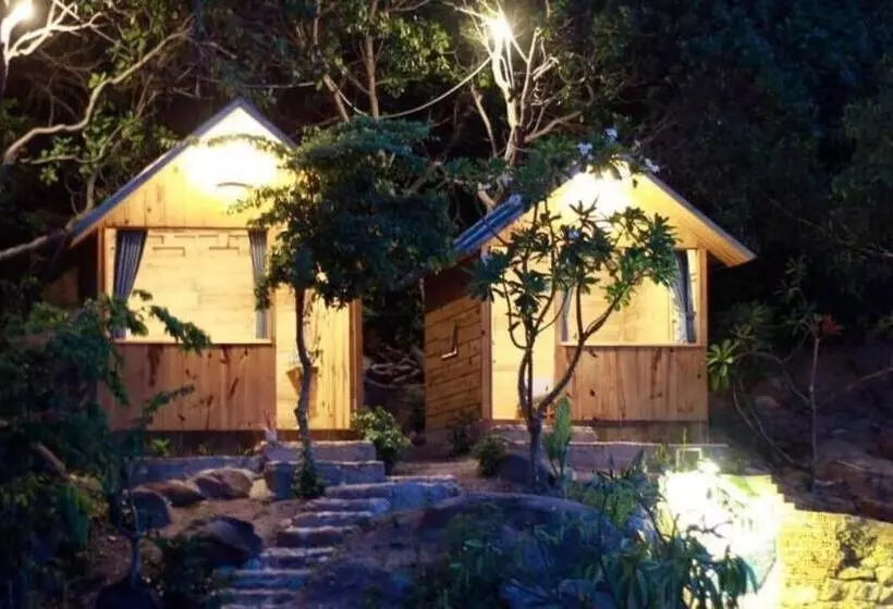 تختخواب و صبحانه Meo Homestay