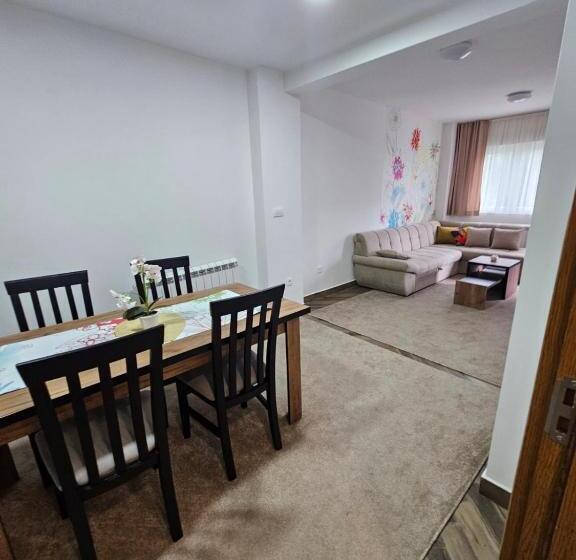 Boutique Apartments & Rooms Dora