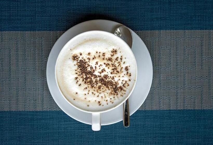 Lake George View Golf Resort