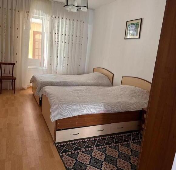 پانسیون цо каприз, квартира от частников