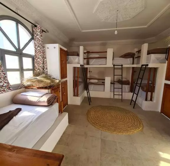 L Auberge Des Vagues