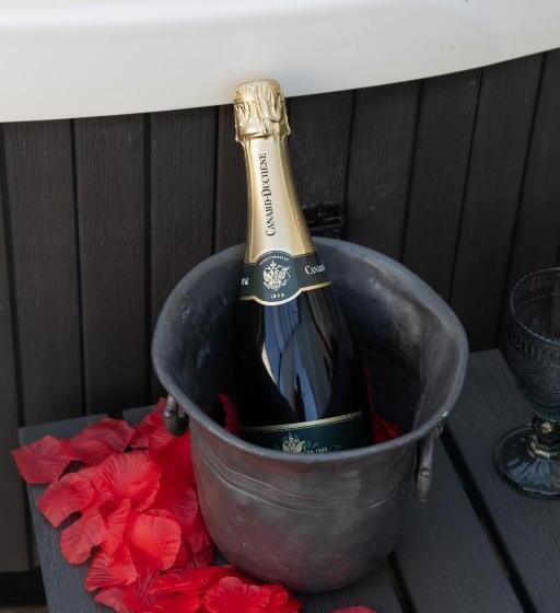 مبيت وإفطار Moulin Du Désir