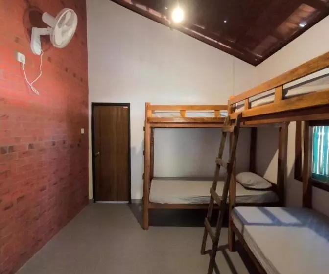 C U Hostel