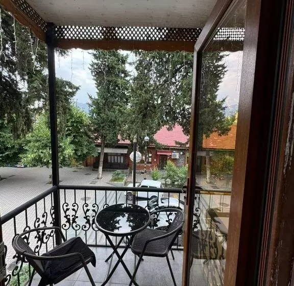 هتل Es Restoran&
