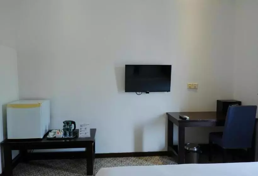 هتل H22 Inn