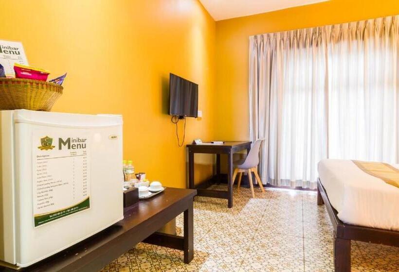 בית מלון כפרי H22 Inn