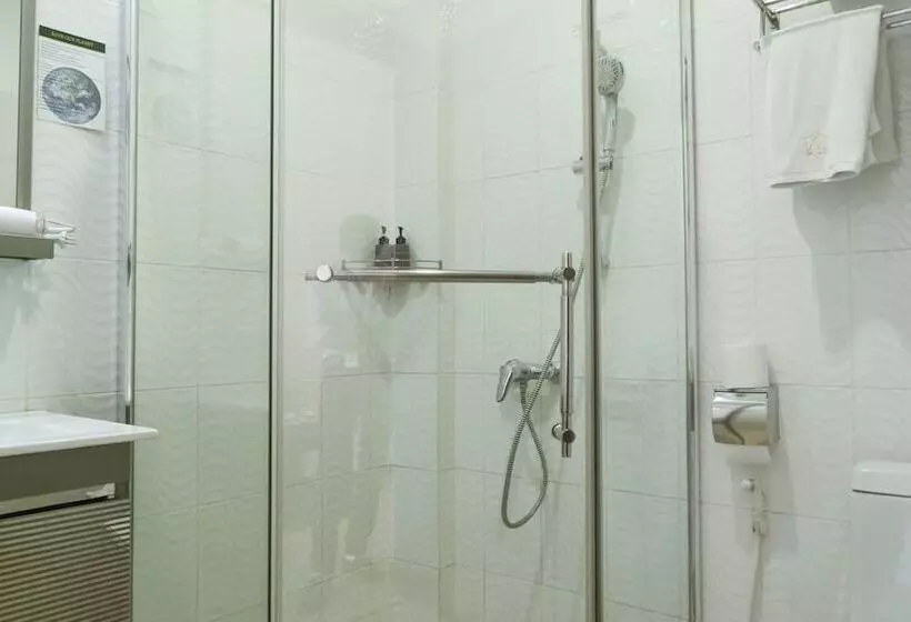 هتل H22 Inn