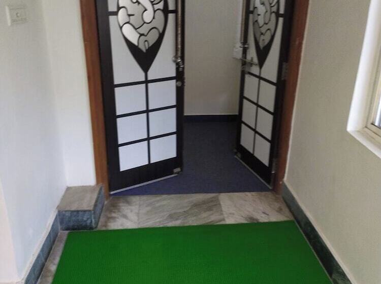 ホテル Living Studio