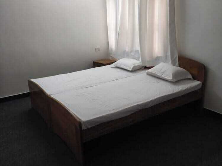 ホテル Living Studio