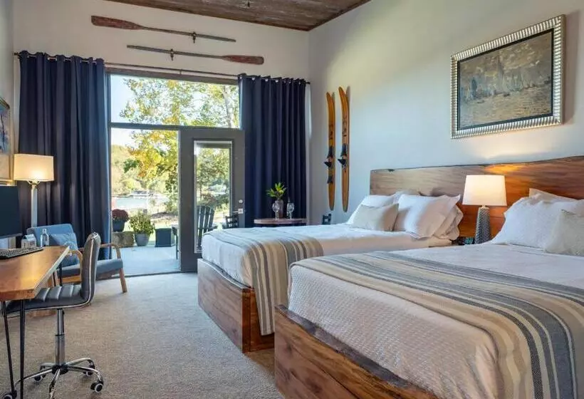 Hotelli Pebble Bay Club Suites